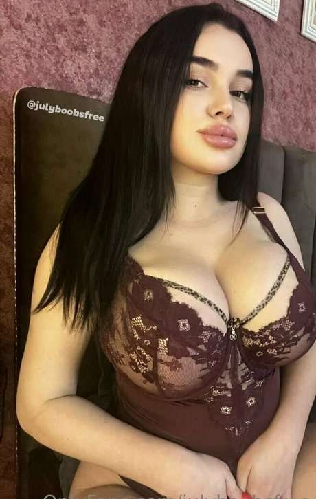 julyboobsfree erotic pornstar photos