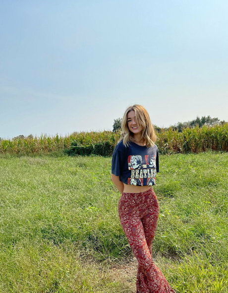 american onlyfans beautiful naked photos