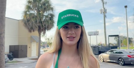 lesbian anal strapon onlyfans nude pic