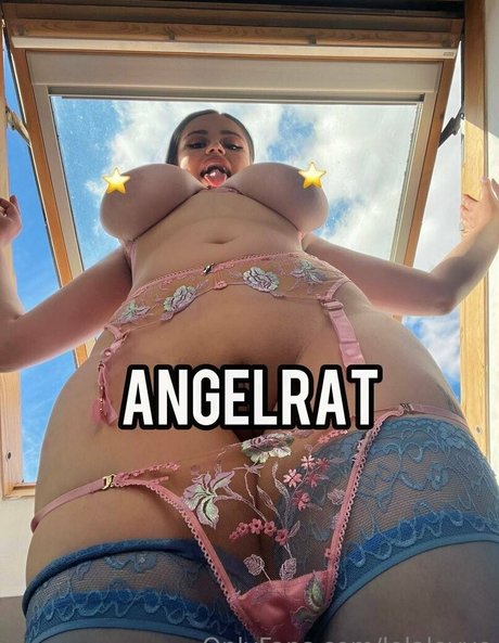 lolalovve star top images