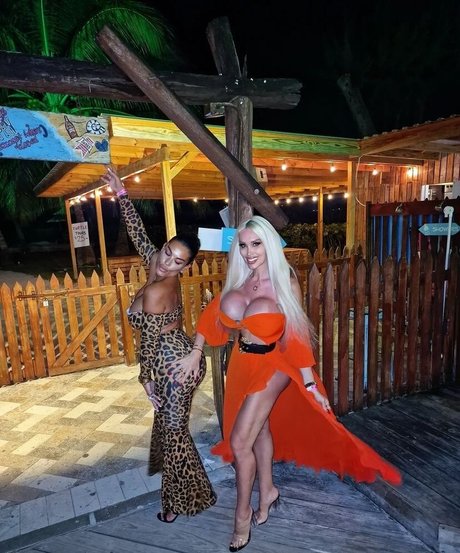 Kristhin Gomez top profile image