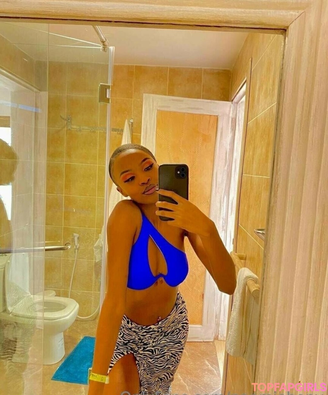 naomiebony hot pornstar pics