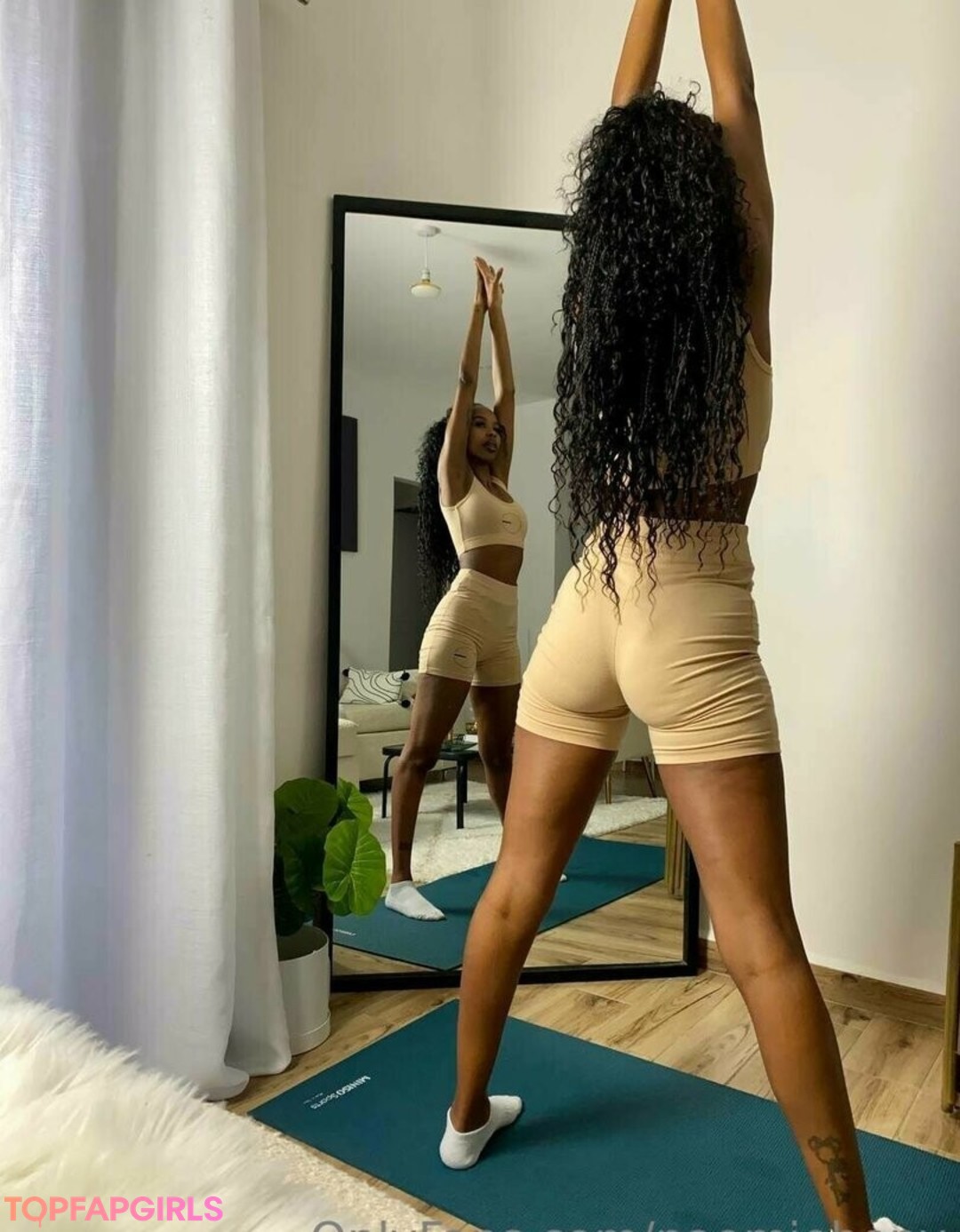 naomiebony model sex archive
