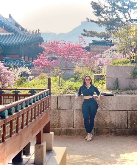 thigh high socks onlyfans free sex gallery