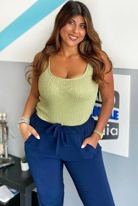 Valentina De Nucci erotic pornstar gallery