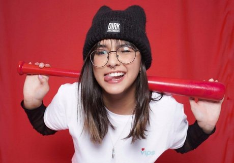 Bibivitona star erotic image