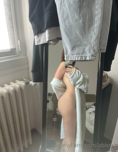 Abisssh art star photo