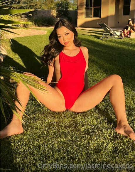 jasminecakess sexy model gallery