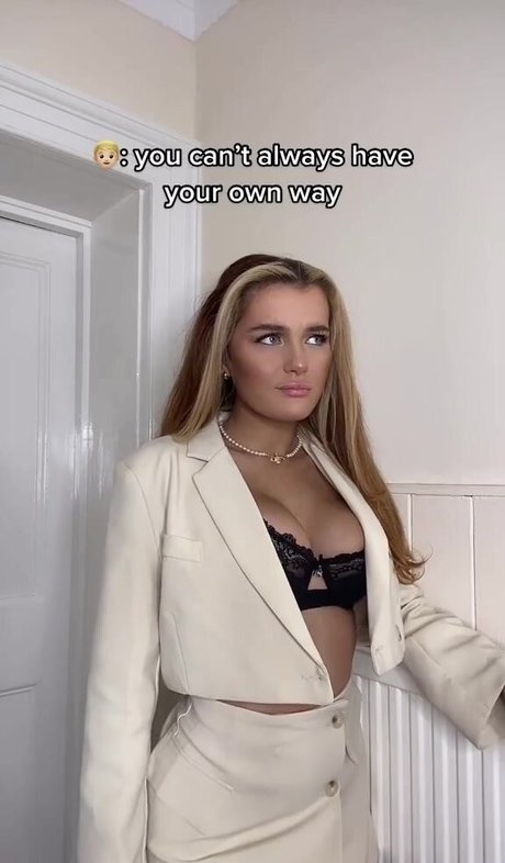 Jessbell1 erotic star pic