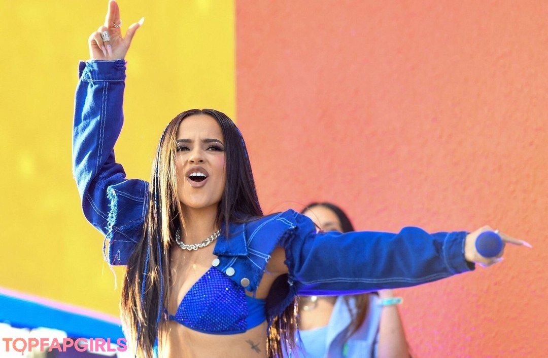 Becky G hd model pic