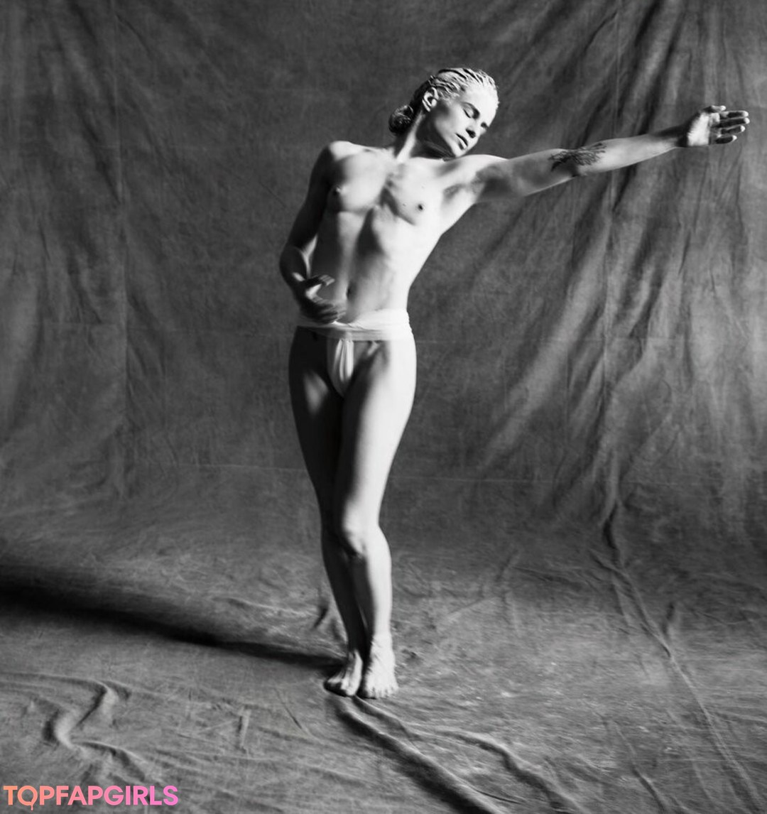 ebony live onlyfans adult images