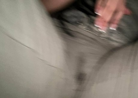 neljassenia nudes star pic