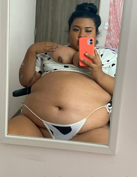 lunaredondaa pornographic star pic