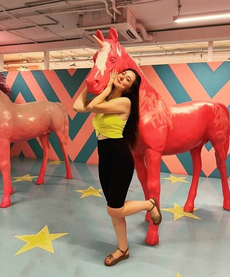 Little BabeVIP model nice pictures