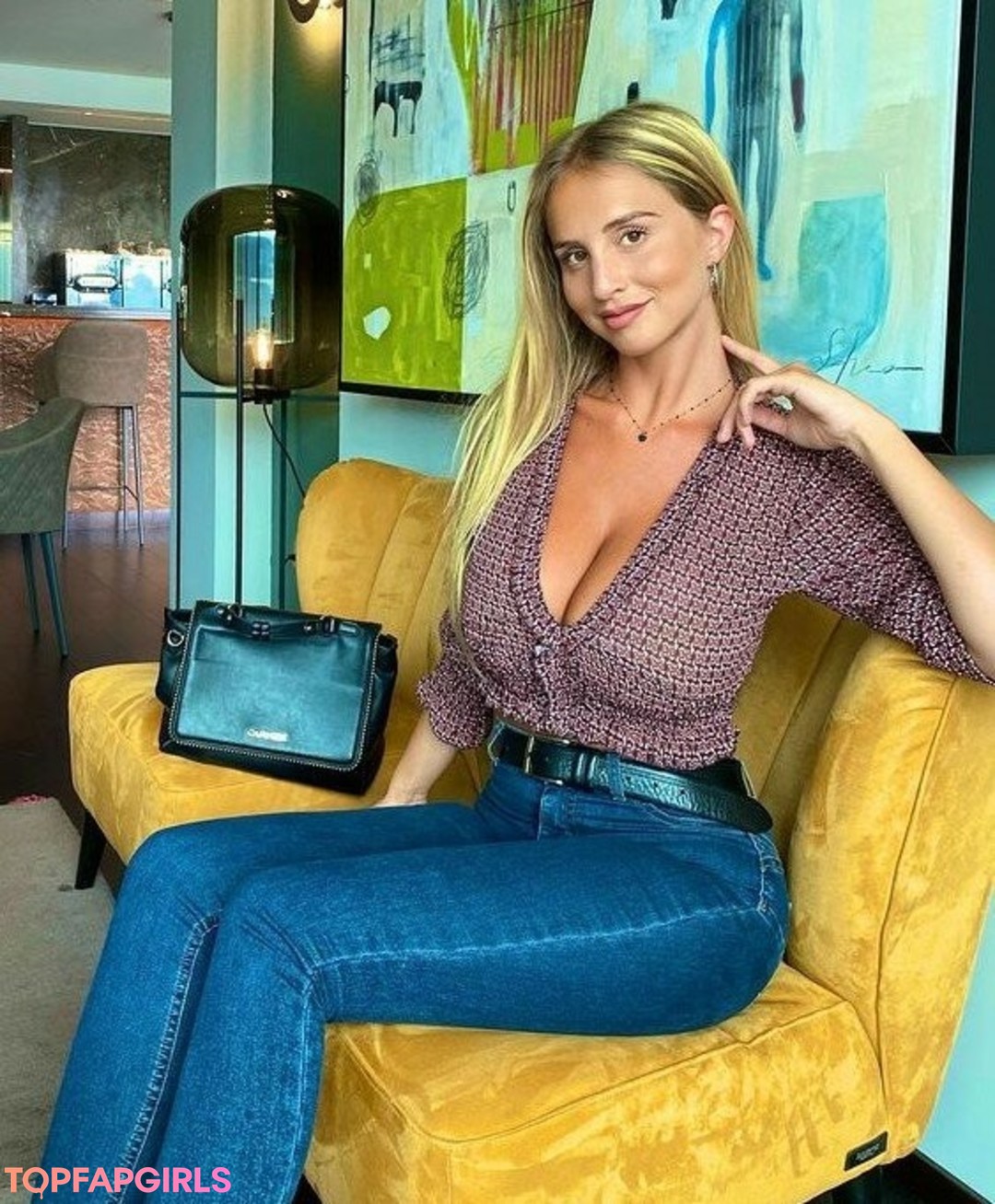 Meria Arreghini pornographic model img