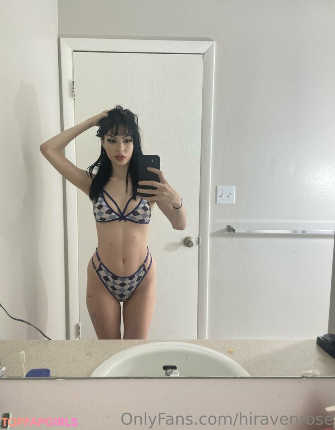 hiravenrose naked star img