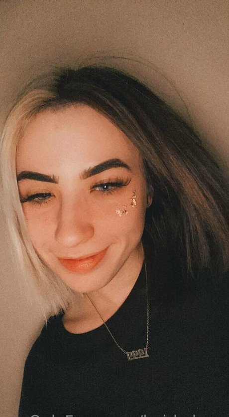 hairbyharleyy exclusive model img