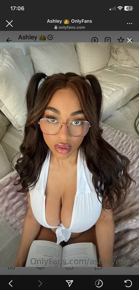 Ashleyroseglam sexy star pics