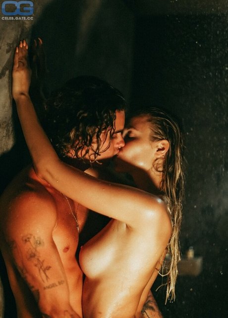 mature lingerie onlyfans free nude pictures