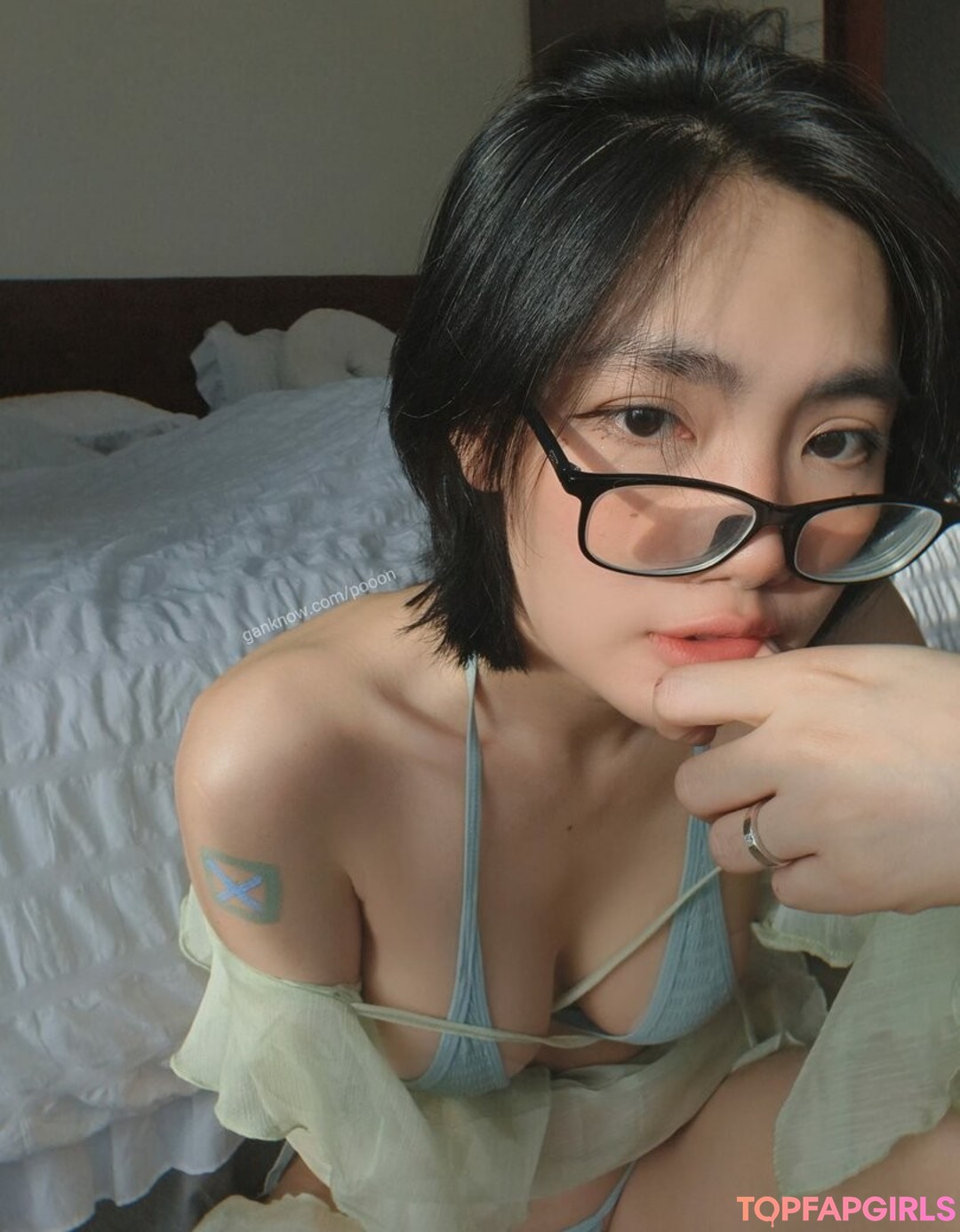 inside onlyfans nudes photos