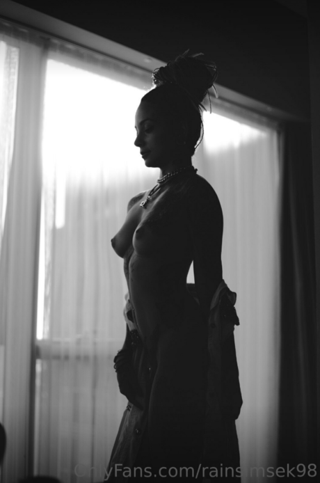 Yagmur Simsek_ star exclusive img