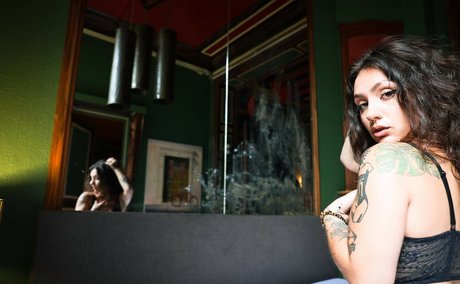 Deeperse pornstar nice picture