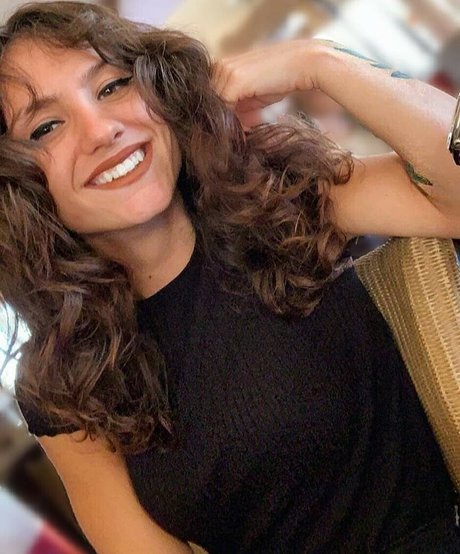 Deeperse beautiful actress img