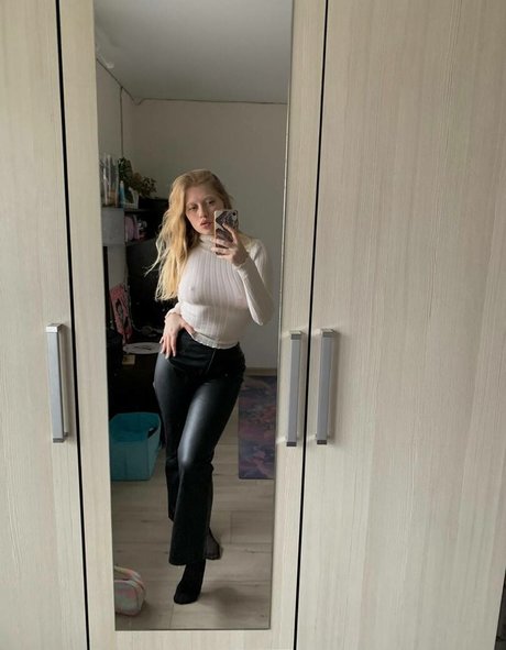 teen topless onlyfans sexy nude archive