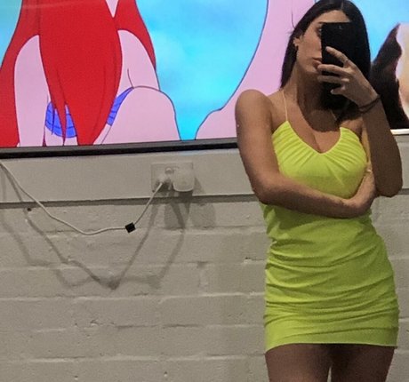 Bianca Censori sex pornstar img