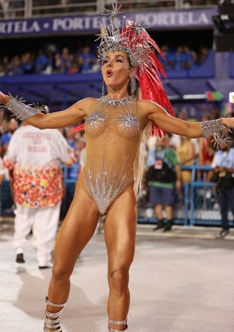 Monique Alfradique naked model images