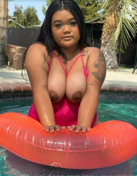 clothed onlyfans free xxx photos