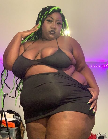 phat ass phoebe star beautiful photos