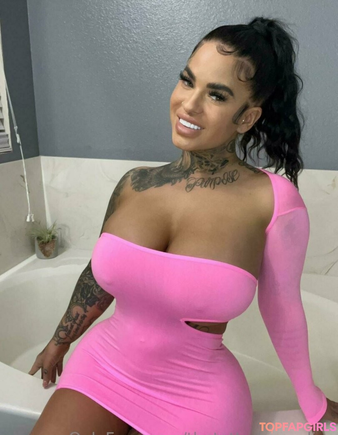 thetattedmonalisa xxx star photos