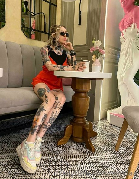 marrllaa pretty model pics