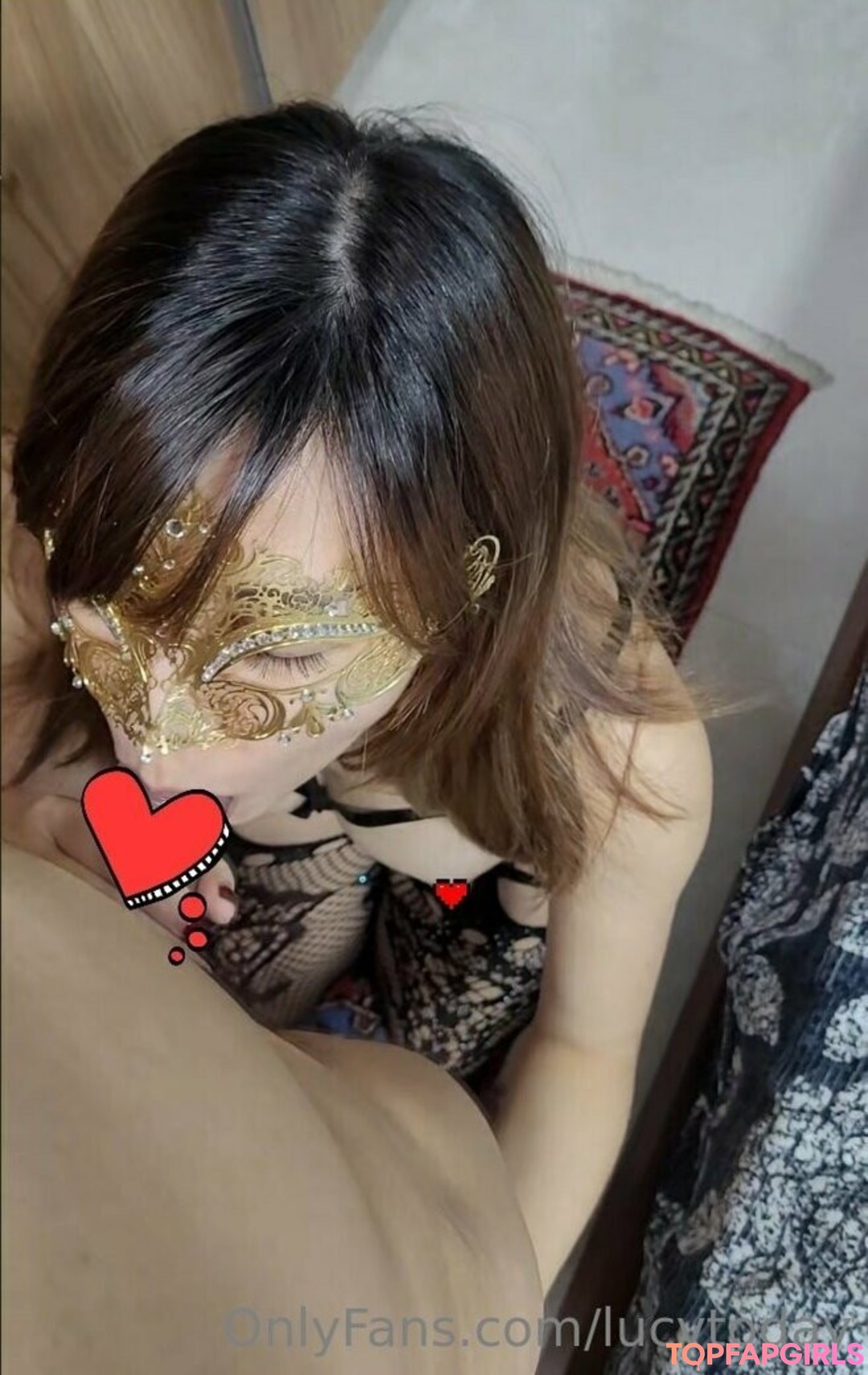 lucytoday naked model pic
