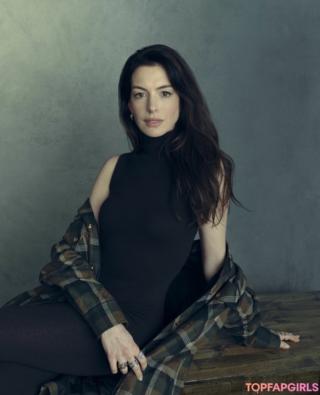Anne Hathaway pornstar pretty photo