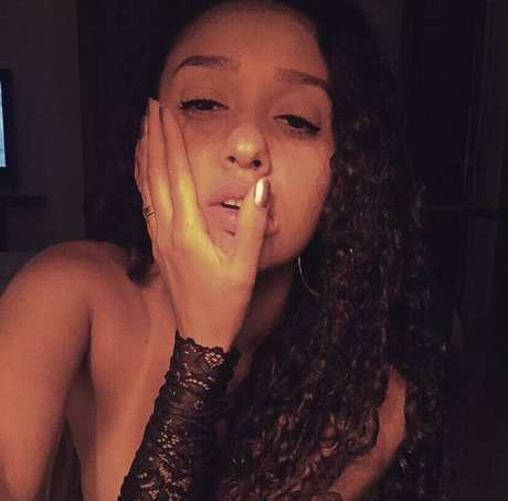 Ludmila Scura model photo