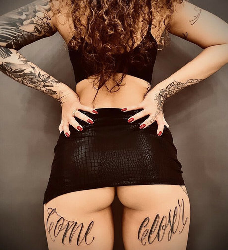 Ludmila Scura star top gallery