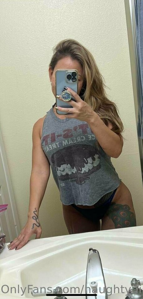 naughtydiamond11 star sexy picture