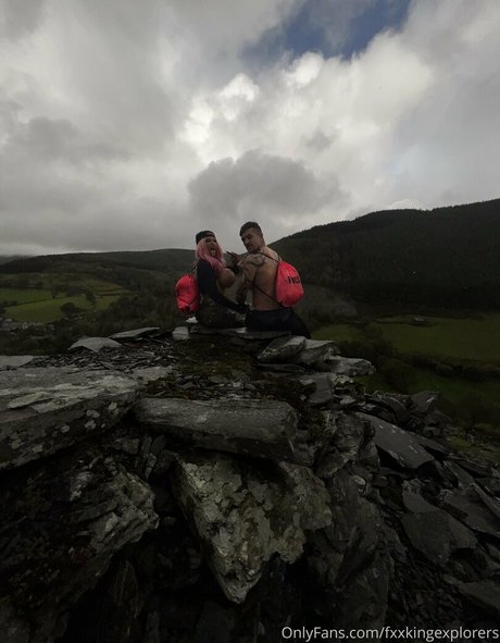 fxxkingexplorers model nude image