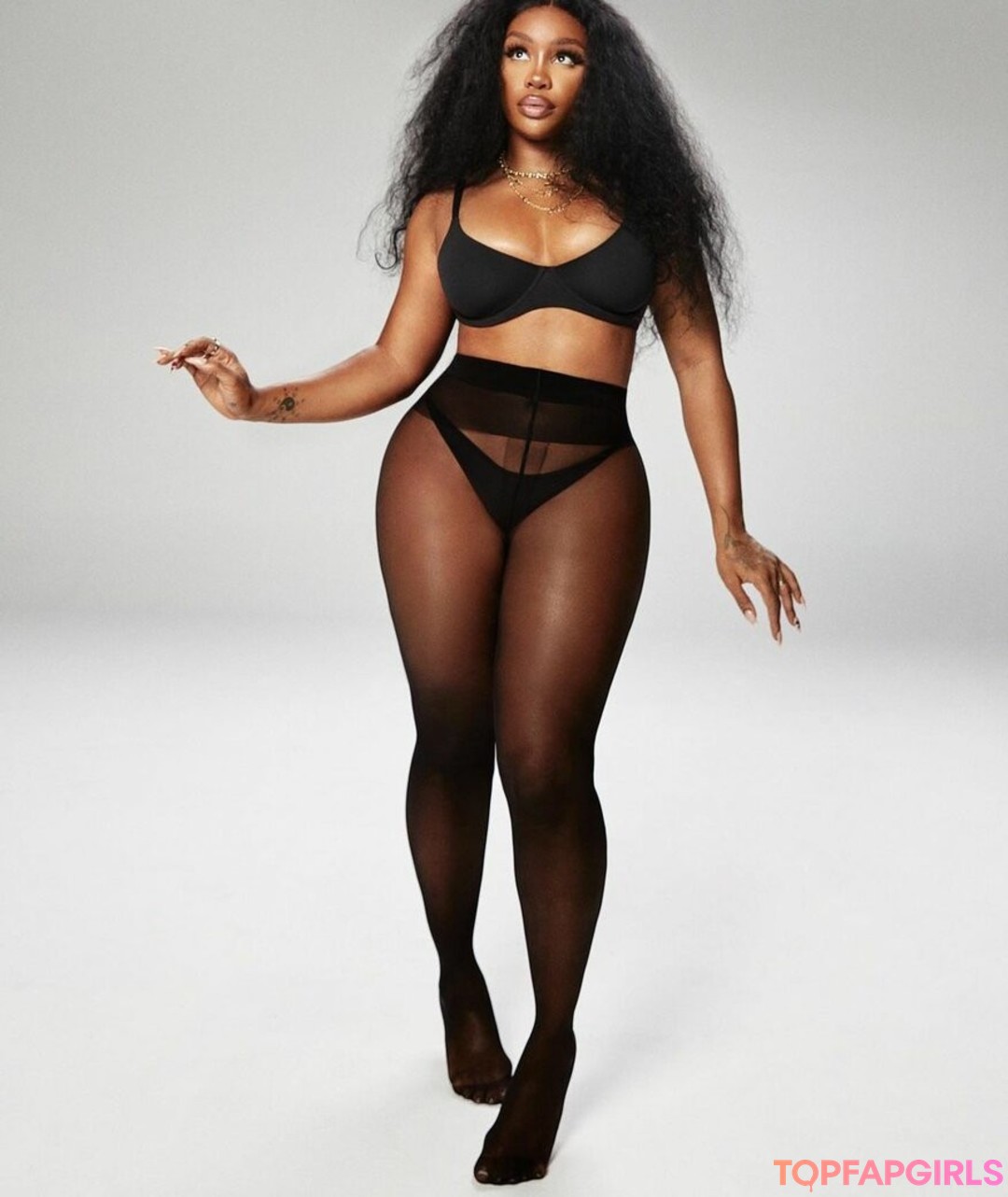SZA perfect model photos