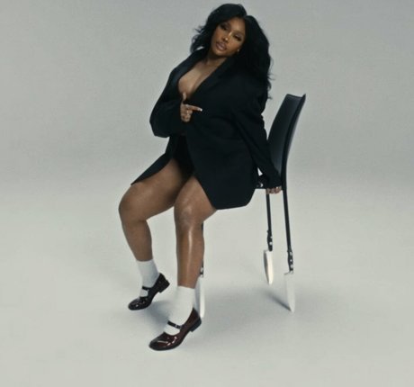SZA pretty model pics