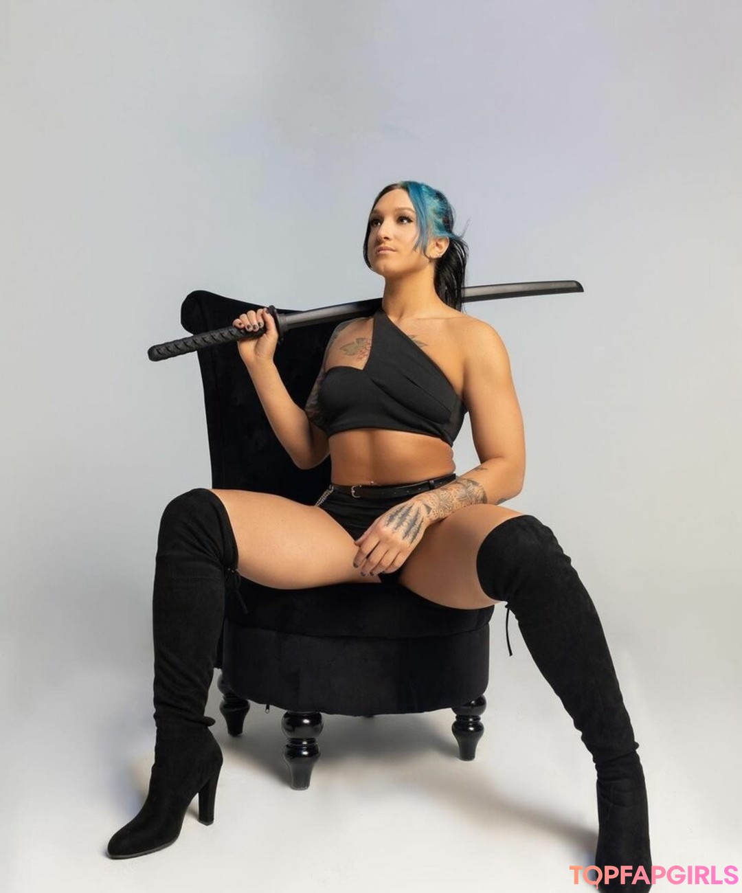 Kris Statlander sexy actress photo