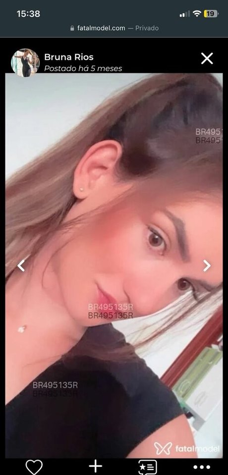 Bruna Rios pretty star image