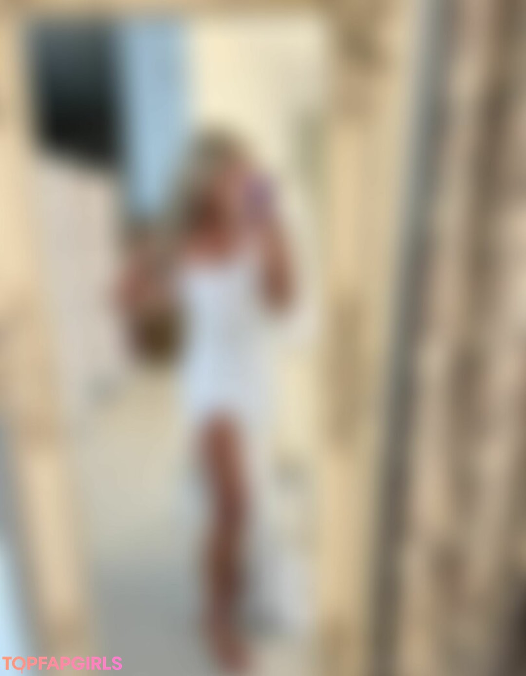 Summer XO pornstar pretty picture
