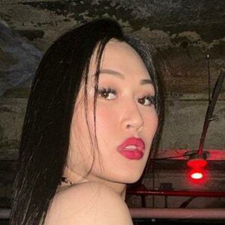 TS Didi Divina nude pornstar images