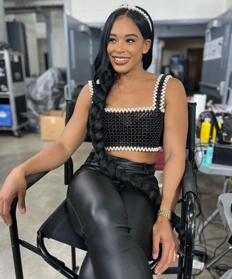 Bianca Belair model adult pic