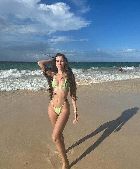 Nayi Martinez top star img