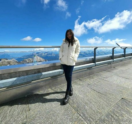 horny nurse onlyfans naked pic