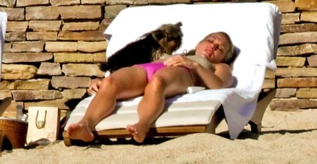 Molly Sims nice pornstar img